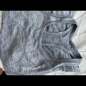 Grey Swiftly tech racer back Lululemon 6